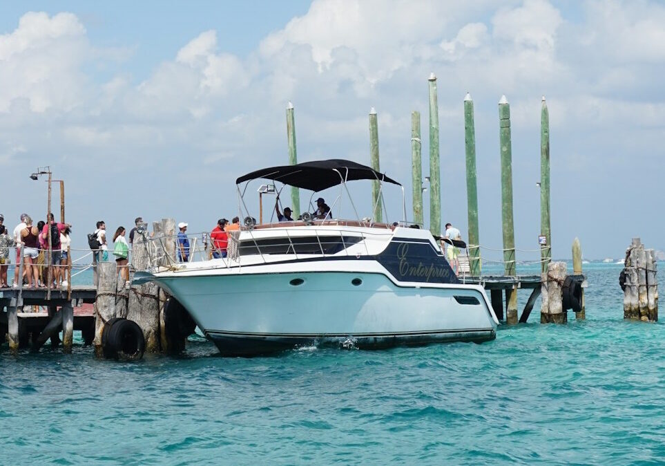fishing tour boat yacht